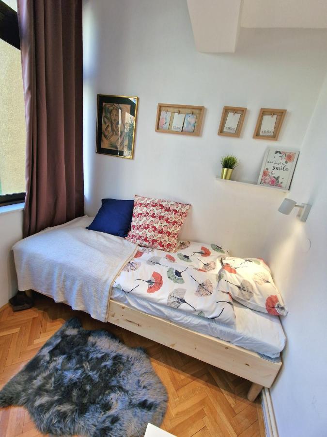 My Miracle Apartment Zagreb Exterior photo